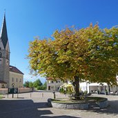 terenten kirchplatz