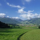 landschaft bei olang von niederrasen aus val pusteria tra rasun e valdaora