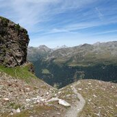 rundblick weg zum malersee und bachertal und schneebiger nock fr