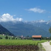 rasen antholz oberrasen dahinter dolomiten