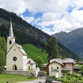 villgraten kalkstein mit maria schnee kirche