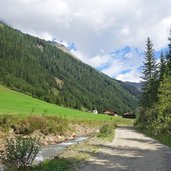 winkeltal ausservillgraten mooshofalm und mooshofkapelle