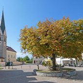 terenten kirchplatz piazza a terento