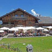 rastnerhuette rodenecker alm