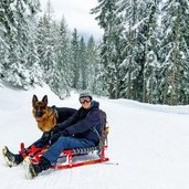 abfahrt auf rodelbahn speikboden winter