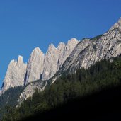 lienzer dolomiten von pustertal bei thal aus gesehen