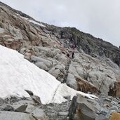 aufstieg weg schwarzensteinhuette bei rotbachkees