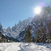 Val Fiscalina con Cima Una sullo sfondo fischleintal winter inverno mit einserkofel