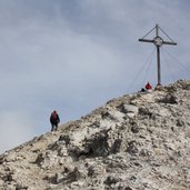 Duerrenstein Pragser Dolomiten Gipfelkreuz 