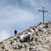 Duerrenstein Pragser Dolomiten Gipfelkreuz