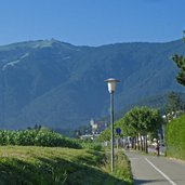 P radweg noerdlich von bruneck