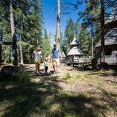 Wald Wunder Welt Toblach Copyright wisthaler com TV Toblach models HAW