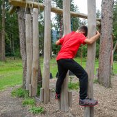 PeerRS C grieswaldile toblach spielplatz person