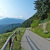 aD fahrradweg westlich von muehlbach