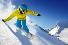 AS Alpen snowboard schnee person marketing