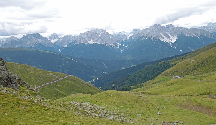 dolomiten panorama oberhalb aeussere huette