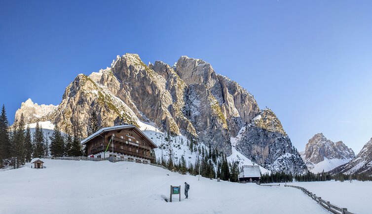 innerfeldtal dreischusterhuette fr pano