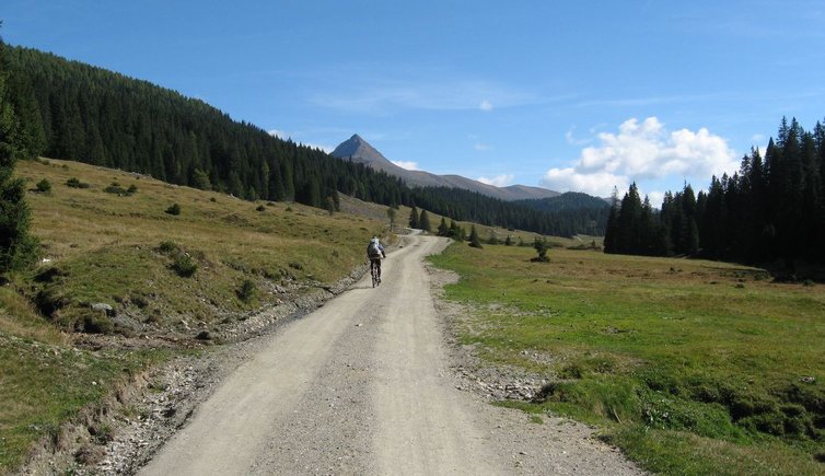 Nemeshuette Kreuzbergpass