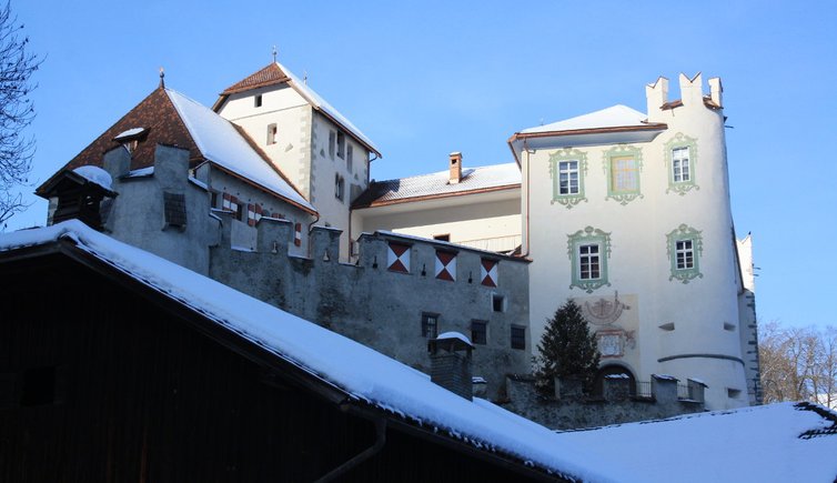 RS kiens schloss ehrenburg winter