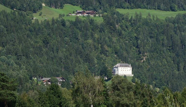 RS schloss lengberg bei nikolsdorf